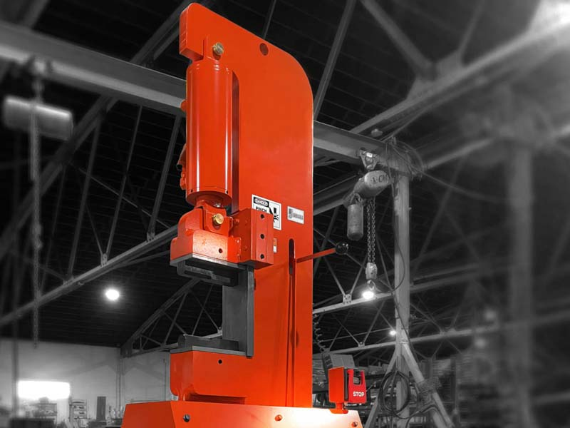 تجهیزات صنعتی پرس فلزات